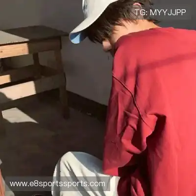 劳真杨